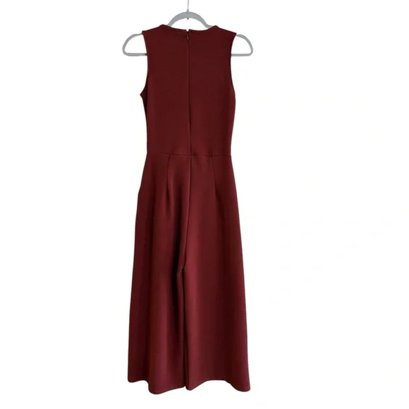 Romeo + Juliet Couture Women’s Burgundy Sleeveless Wide Leg Jumpsuit Size S - Picture 4 of 15